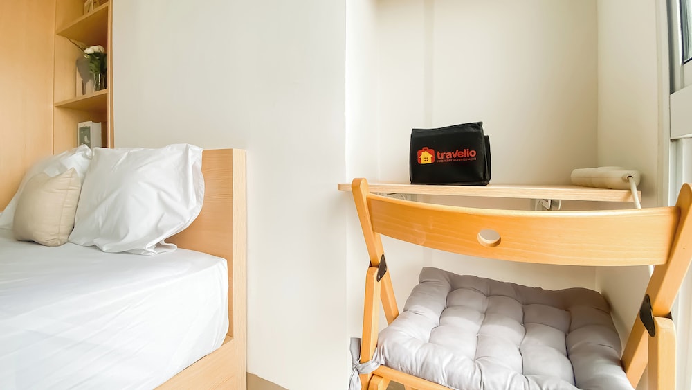 Nice And Comfy Studio At Tokyo Riverside Pik 2 Apartment