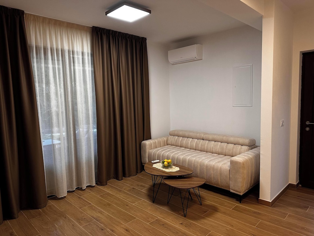 Apartments Robi 2