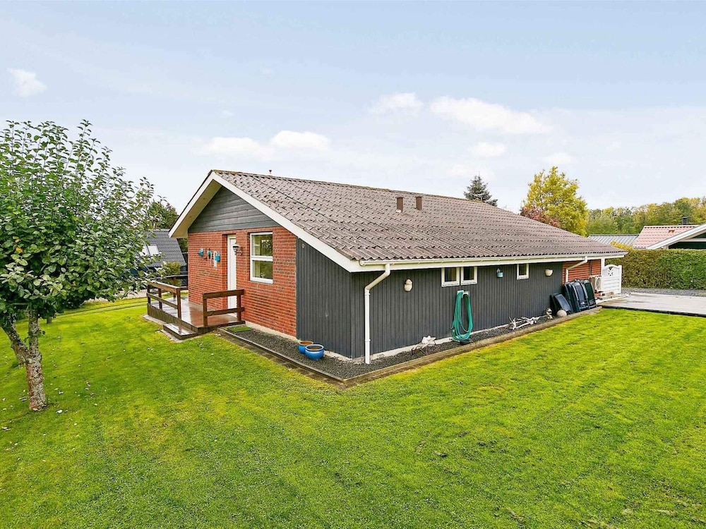 5 Star Holiday Home in Juelsminde