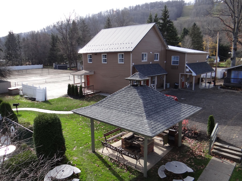 Edelweiss Lodge