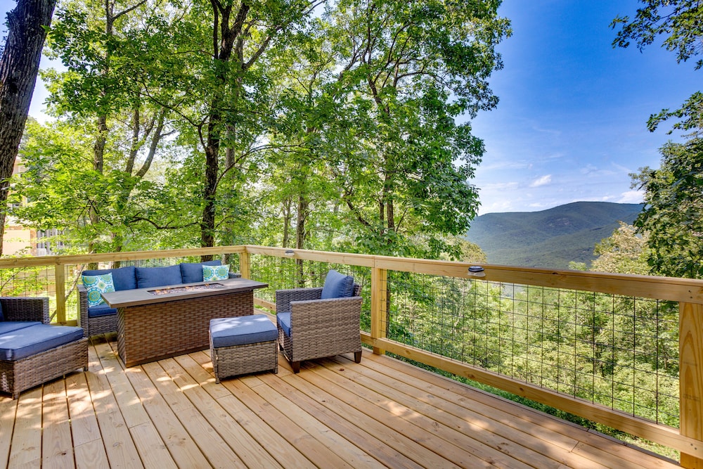 Jasper Vacation Rental w/ Decks, Fire Pit & Views! view 3