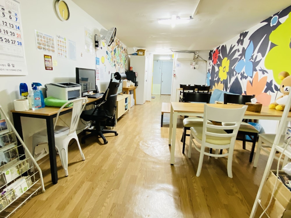 Aroha Guest House
