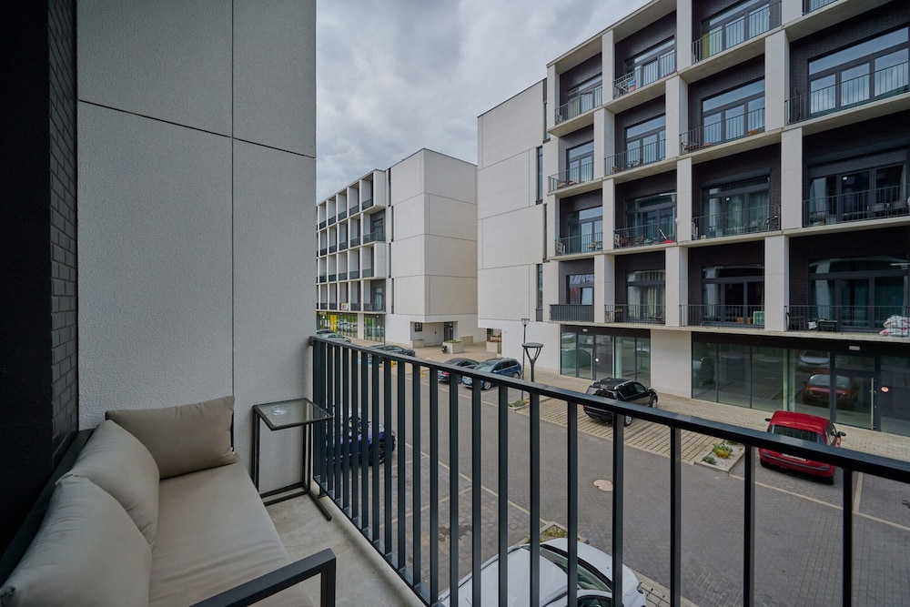 Studio Zarembowicza Airport by Renters