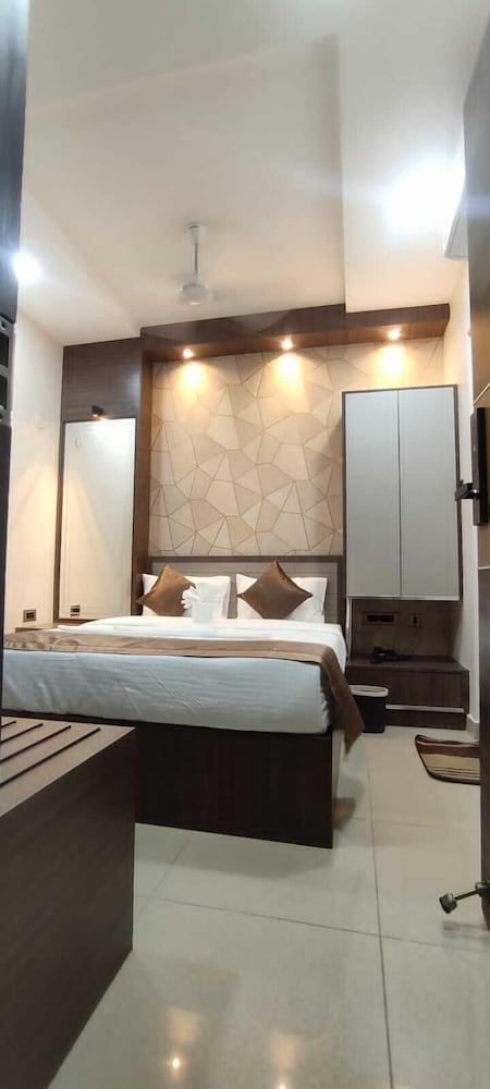 HOTEL RSB PLAZA