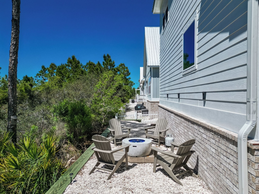 Endless Summer by Southern Vacation Rentals