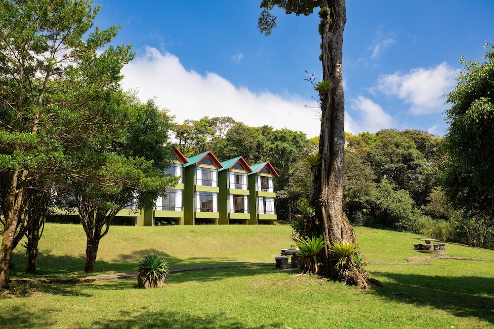 Monteverde Cloud Forest Vacations - Fondavela Hotel - Property Image 1