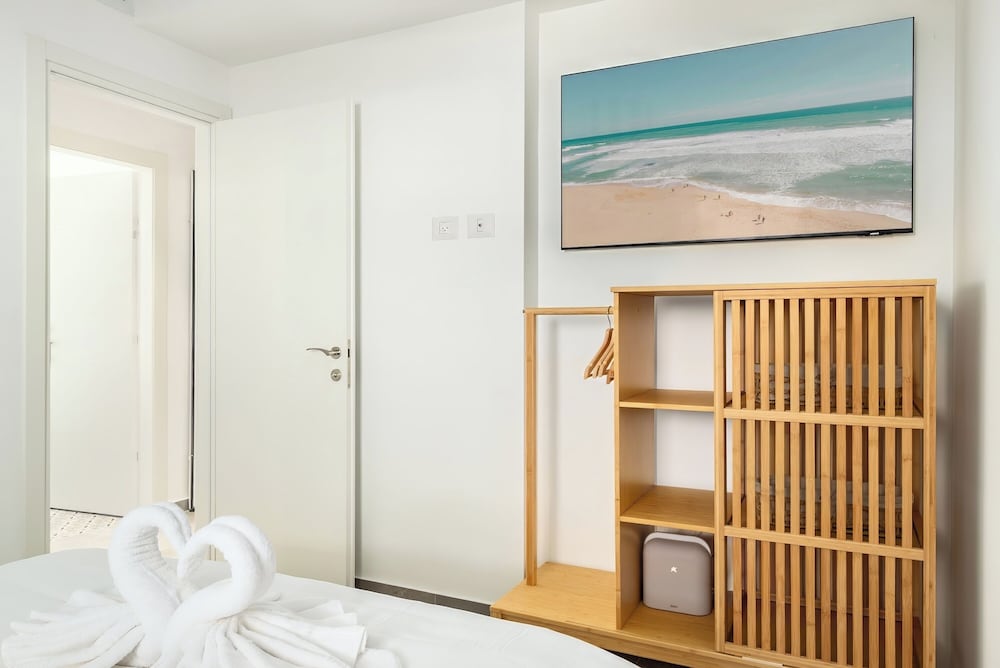 Achziv Chic Beach Haven by Sea N' Rent