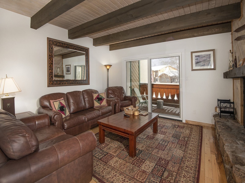 Meadow Ridge Townhome A view 4