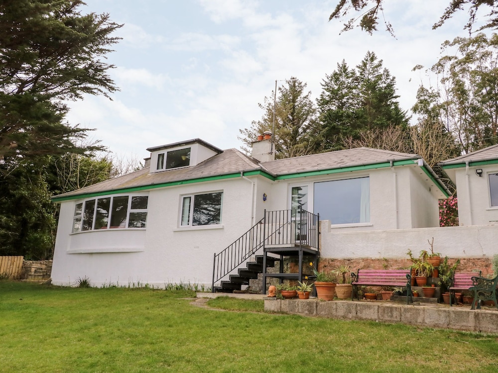 Rocklea Seaside Cottage