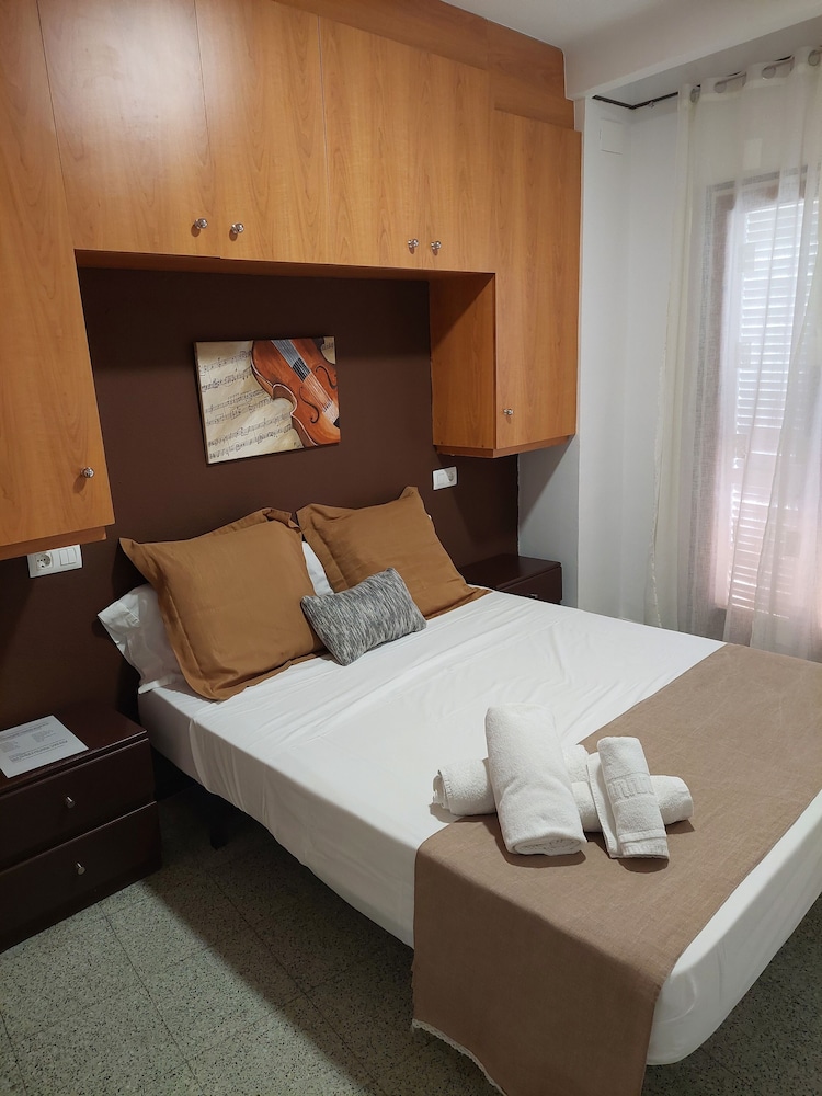 Hostal Creus