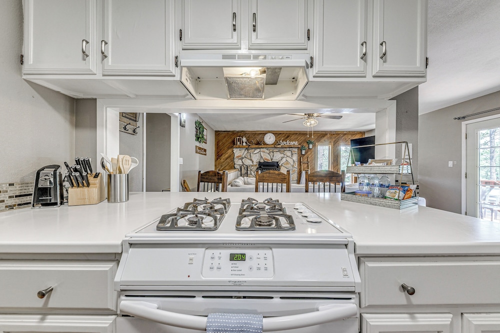 1 Block to Hiking: Ruidoso Home w/ Game Room
