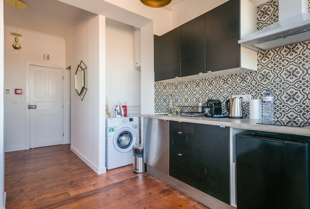 Lisbon Center Terrace Suite - Wifi - AC