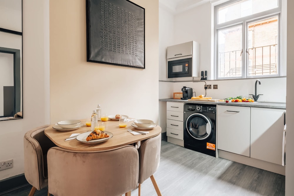 Chic 2-bed City Apartment -old Street