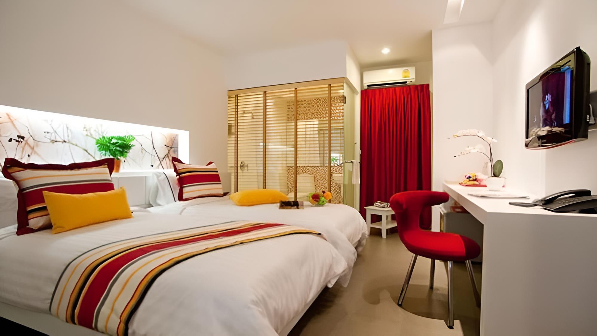 The Gallery Hotel