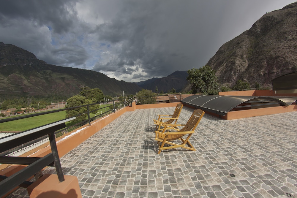Yucay Plaza Inn view 5