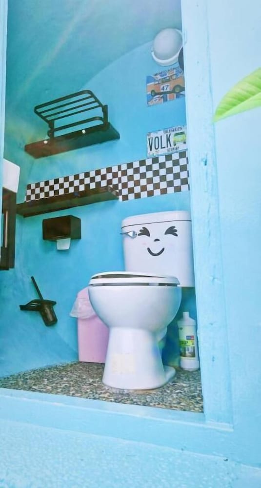 Pipe House Hostel