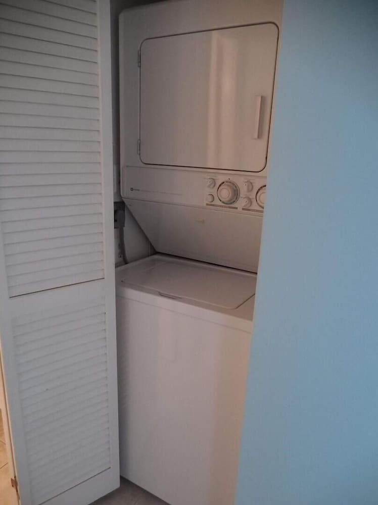 Atlantis 1608 2 Bedroom Condo by RedAwning