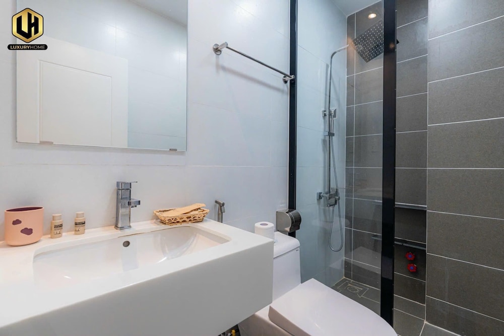 Luxury Condotel Sai Gon 2