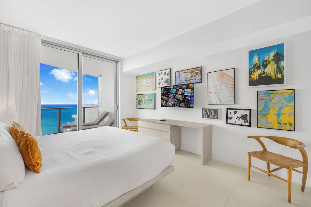 Oceanview Condo with Pool & Relaxation