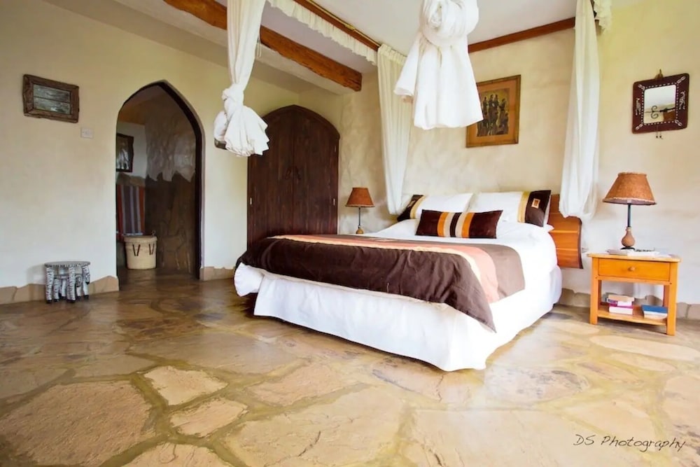 Leleshwa Retreat view 3