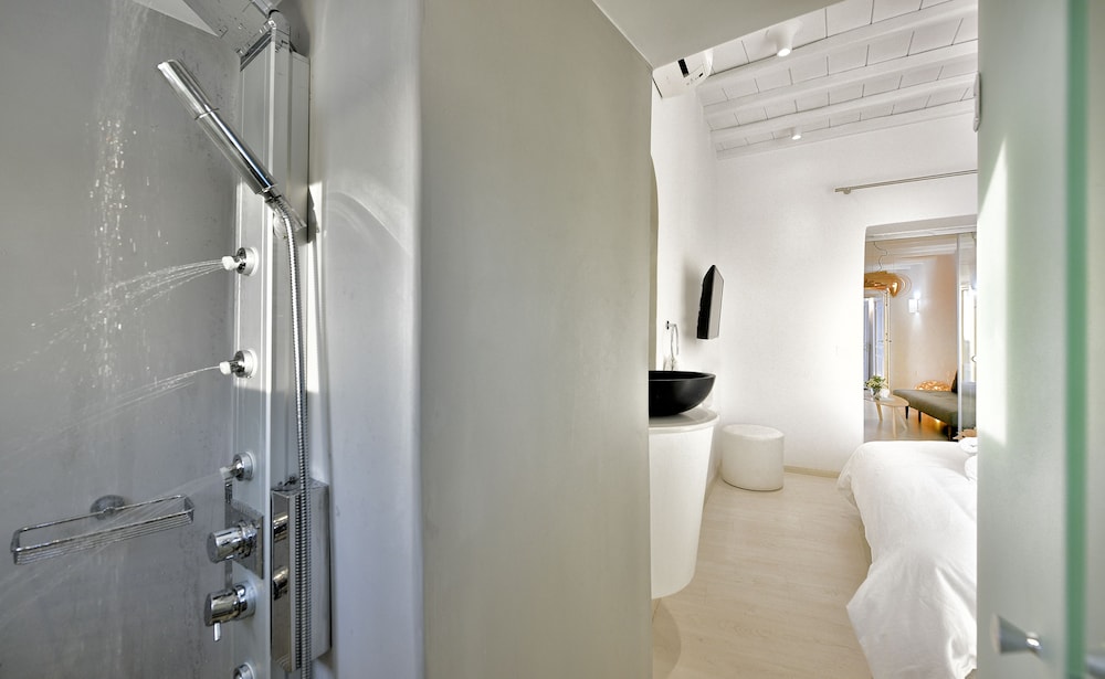 Little Venice Suites