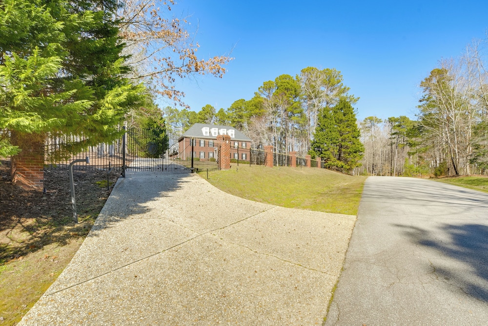 Hike, Golf & Boat: Wake Forest Home w/ Yard