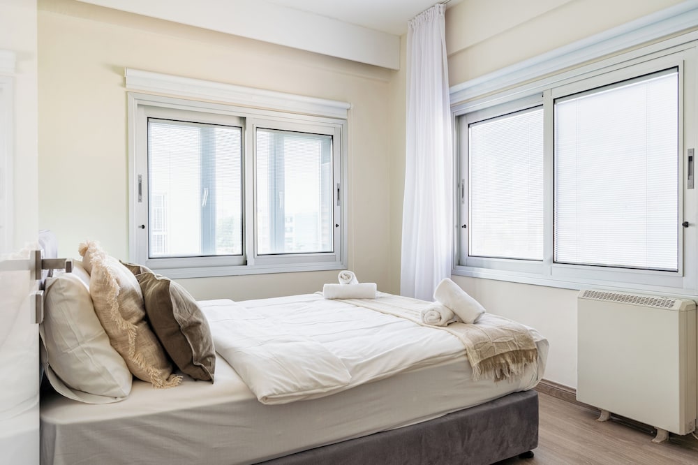 Local Host Living - Signature Apartments in Nicosia