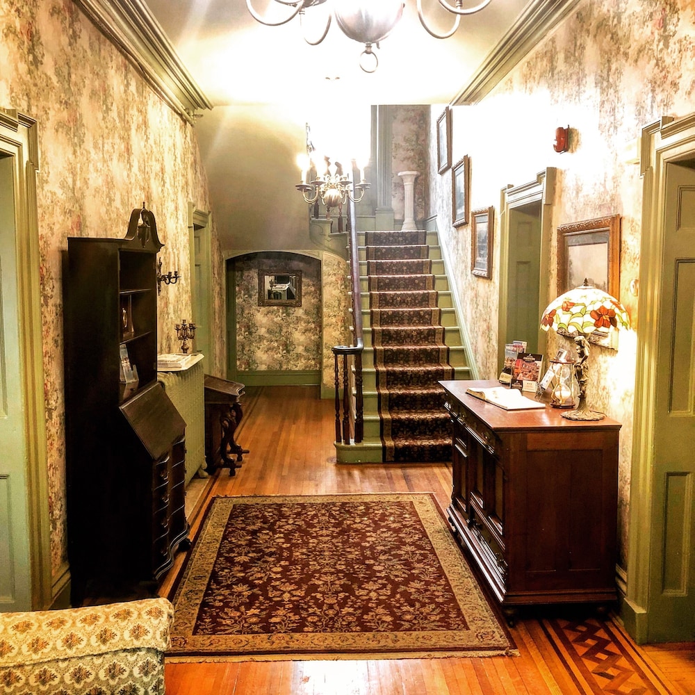 Fairholm Boutique Inns - Image 2