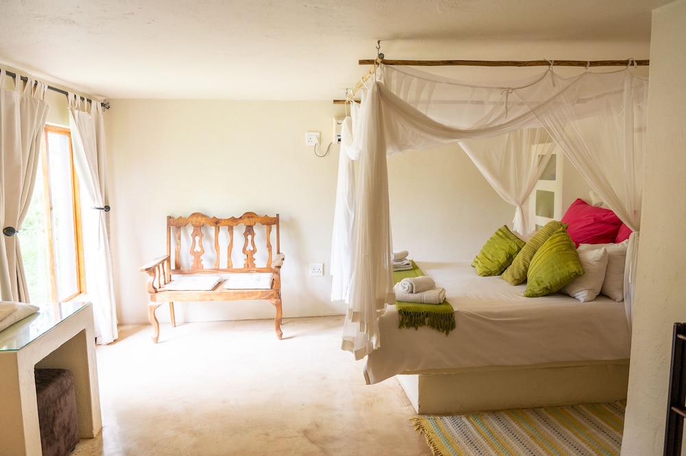 Bushriver Lodge