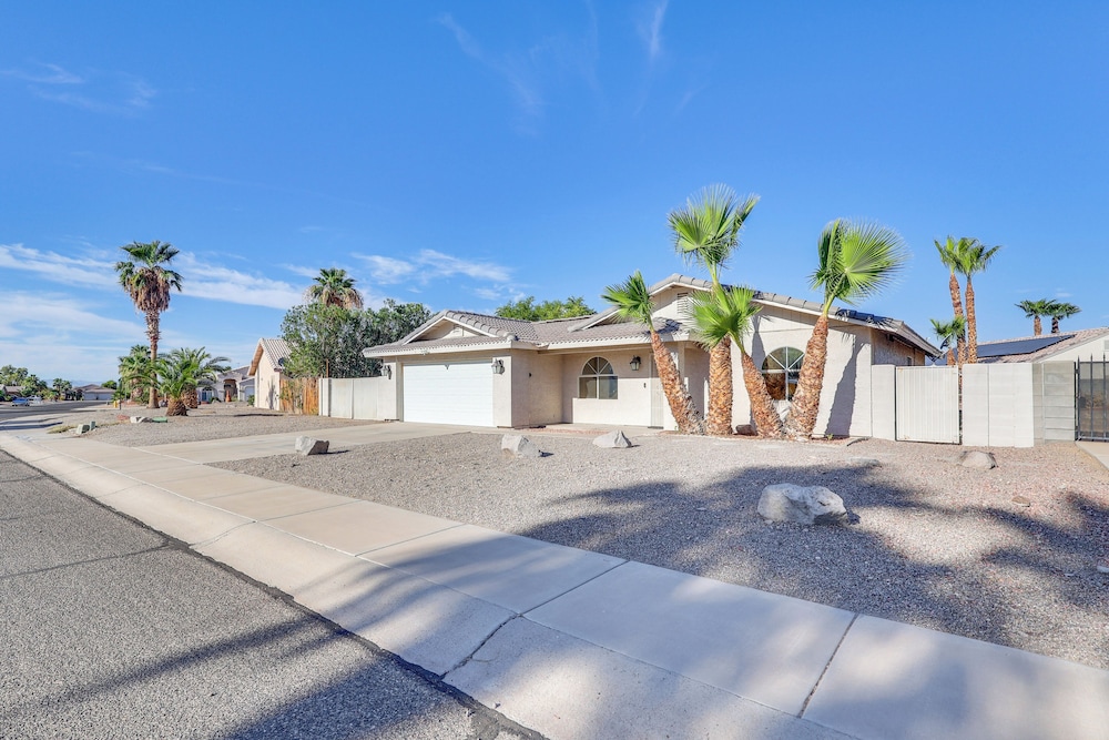 5 Mi to CO River: Home w/ Pool in Fort Mohave!