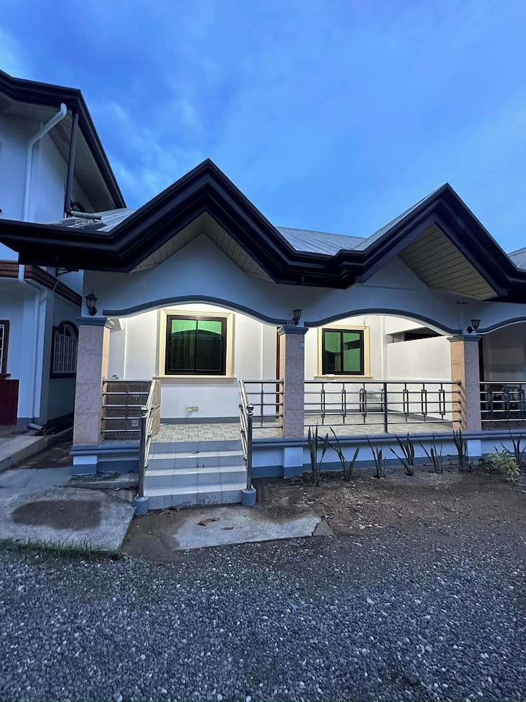 Keps Boarding House