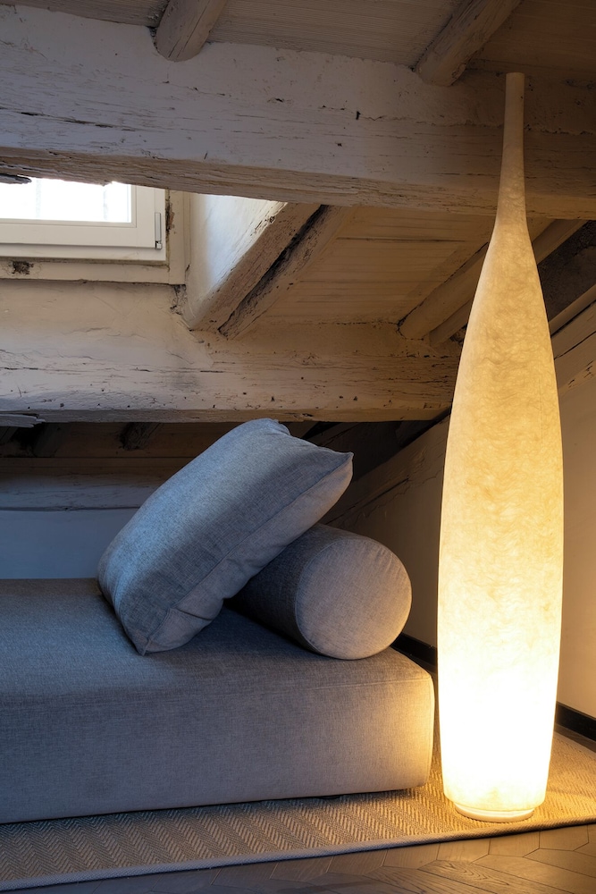 Colonna Collection