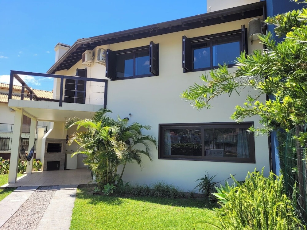 Casa Morrinhos 01