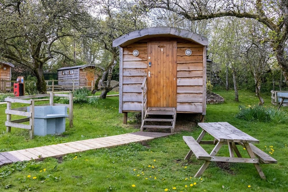 Orchard Hideaways