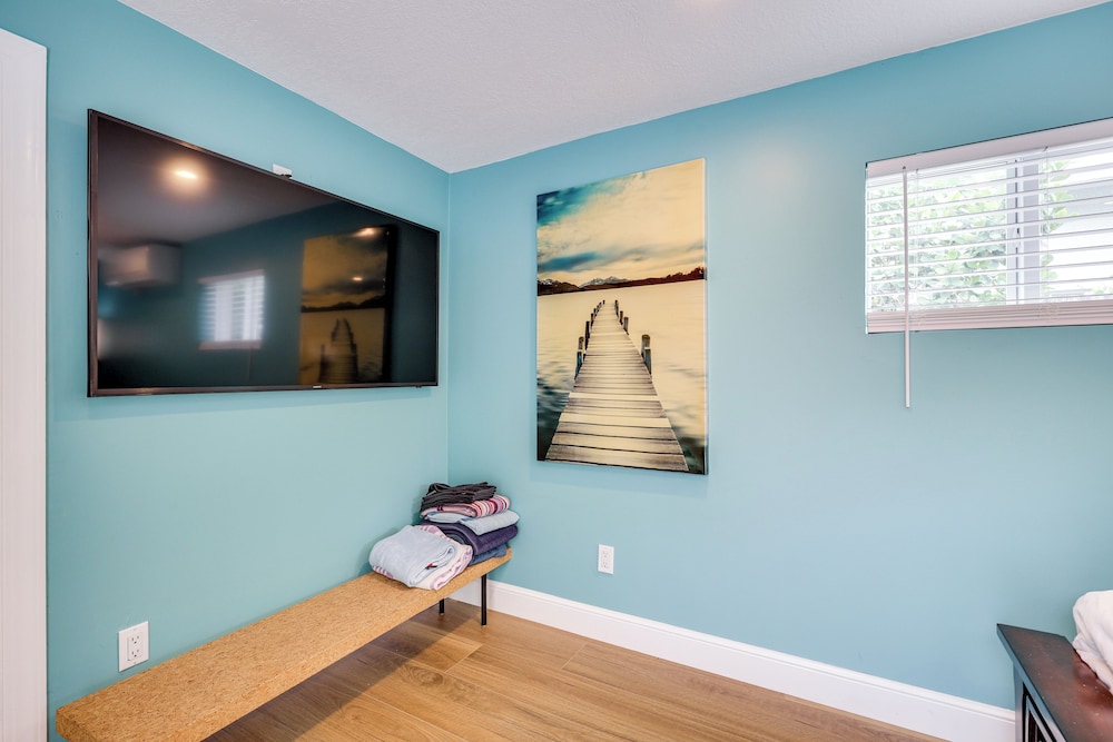 1 Mi to Shore: Family Home in Pompano Beach!