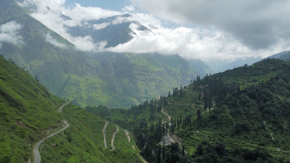 Kuari Pass Inn view 4