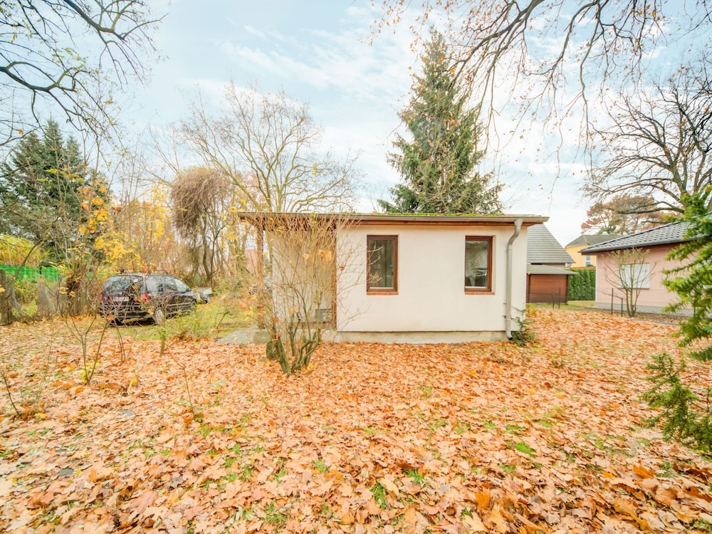 Holiday Home With Garden in Mahlow, Brandenburg view 2