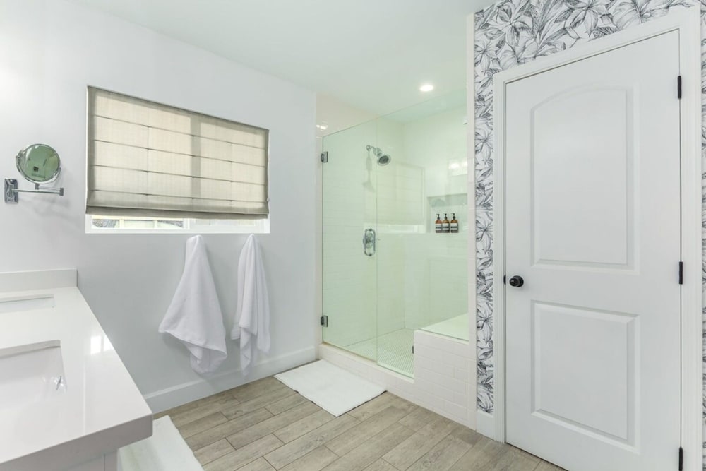 The Crown Azul 2 Masters New Pool Spa Office