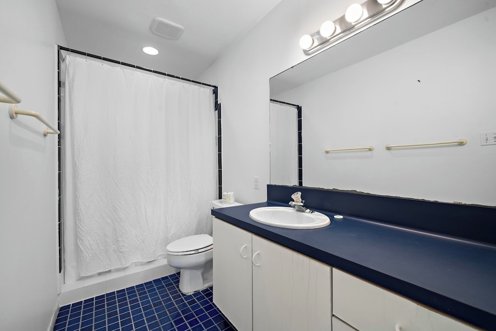 Pirates Beach Retreat by Ryson Vacation Rentals