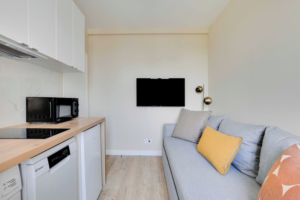 Charming Apartment -1bdr/3p - Ivry-sur-seine view 4