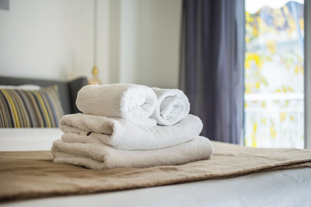 Mystique 2-Bedroom Apartment in Athens