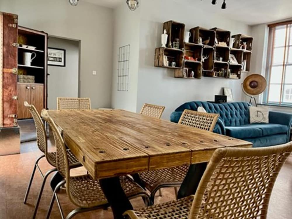 Chester Centre 2-bed Apartment -by Oddfellows
