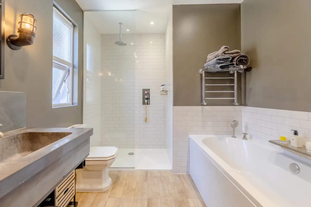 Stunning 3BD Home - Clapham, Near Northcote Rd