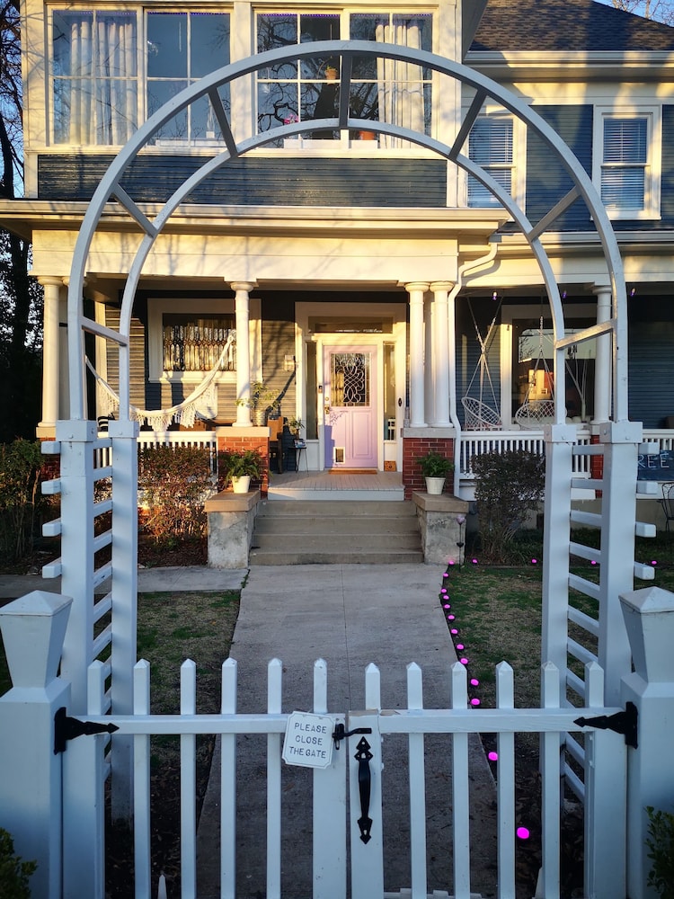 Tree House, photo 25