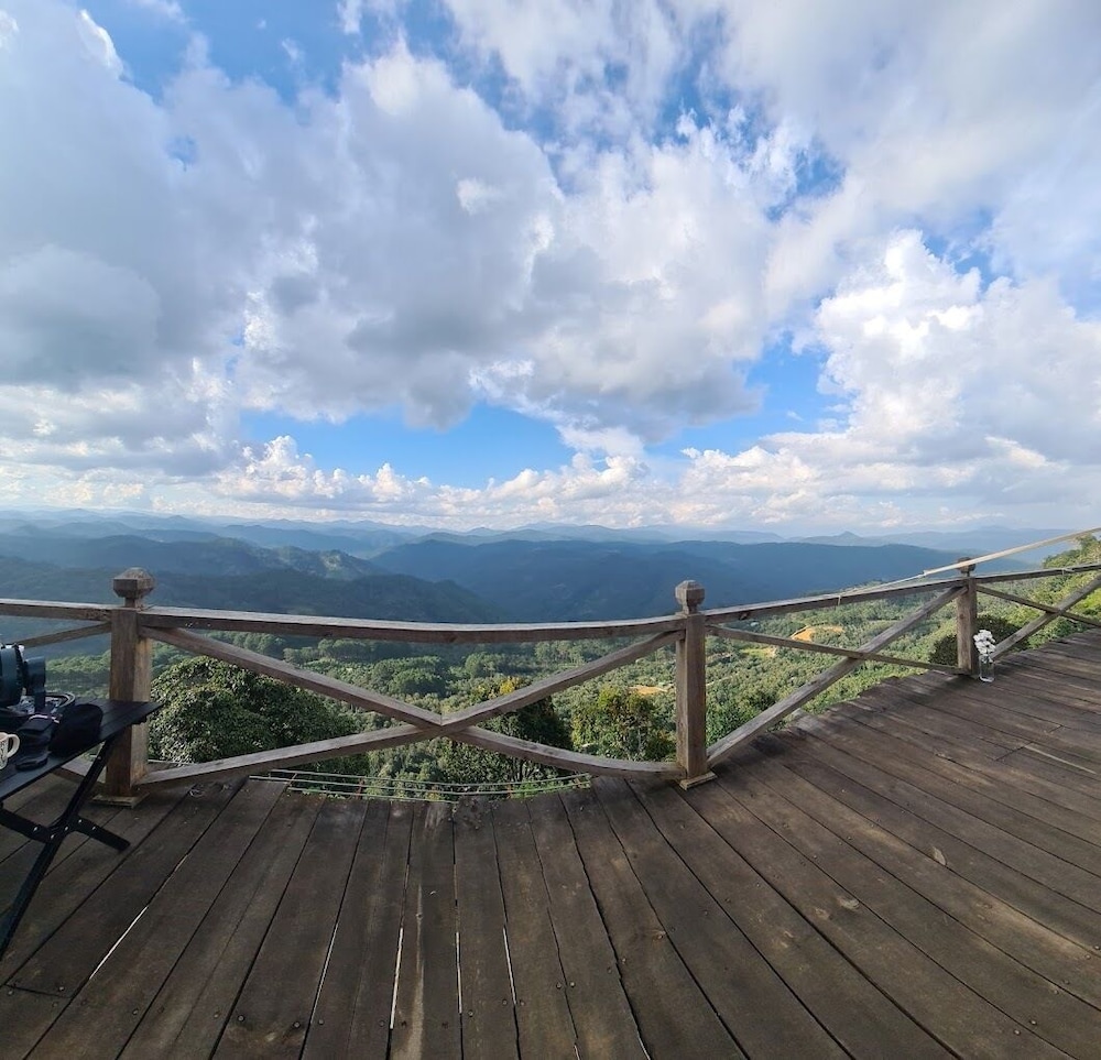 Cloud9 & Cloud View Glamping