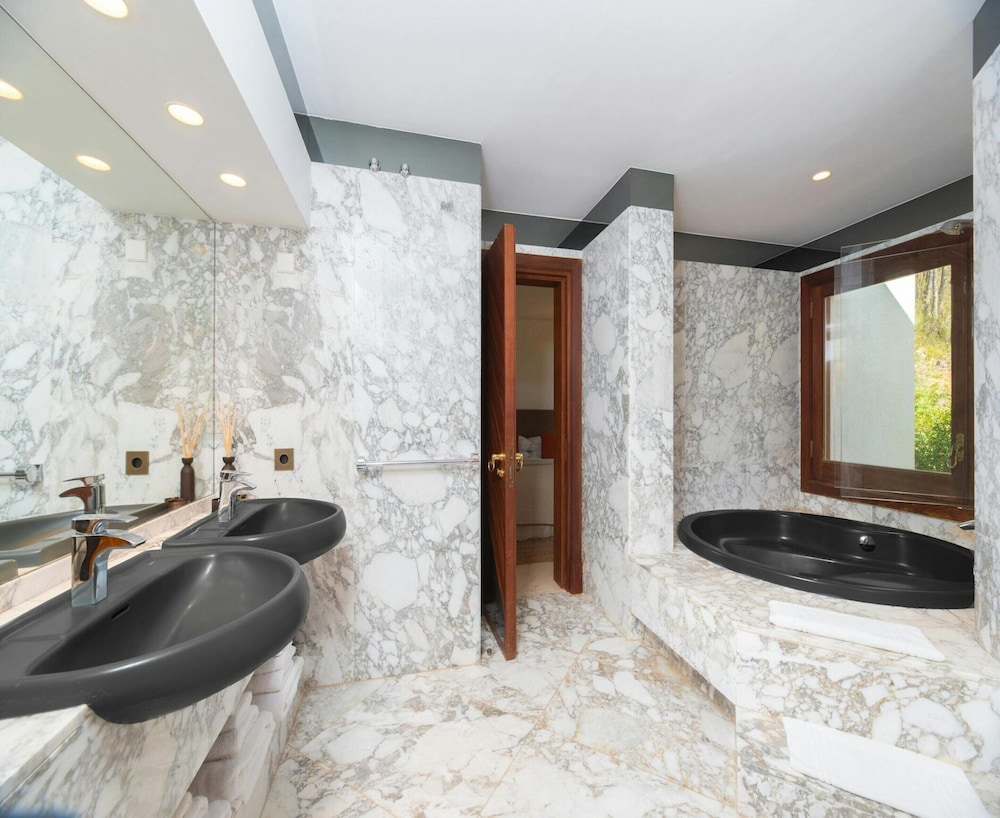 Appealing Villa Near Ibiza Town