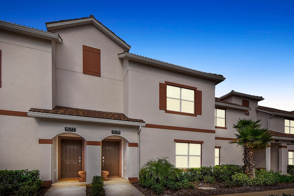 1579mvd-the Retreat at Champions Gate - Image 1