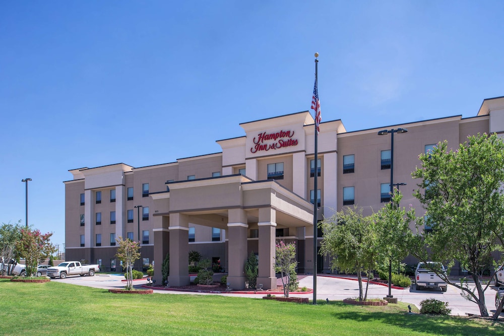 Big Spring Vacations - Hampton Inn  Suites Big Spring - Property Image 24