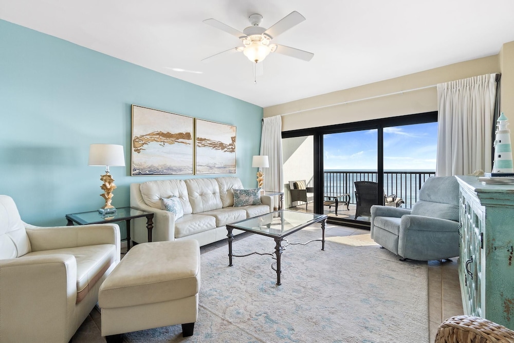 The Palms West 813