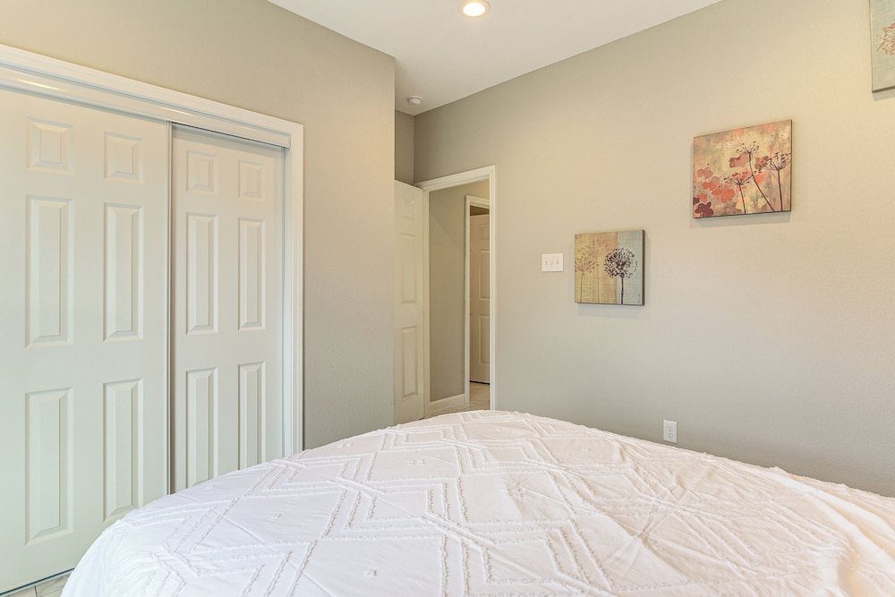 11 Mi to Dtwn Houston: Family Home w/ Yard